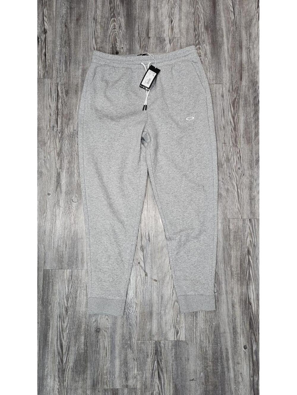 Oakley Gray Joggers Size Large NWT Athletic Sweatpants